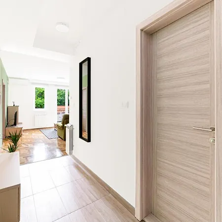 Djokic Apartments Kragujevac Exterior photo